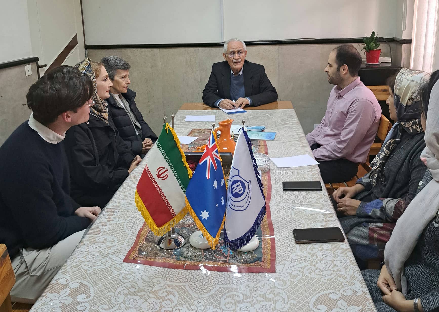 بازدید سفیر استرالیا در ایران از موسسه آرپی