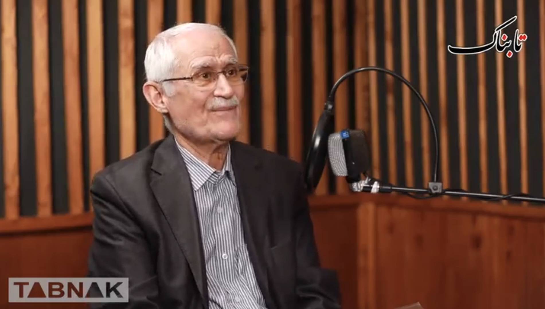 مصاحبه با دکتر احمد به پژوه عضو هیأت امنای موسسه حمایت از بیماران چشمی آرپی