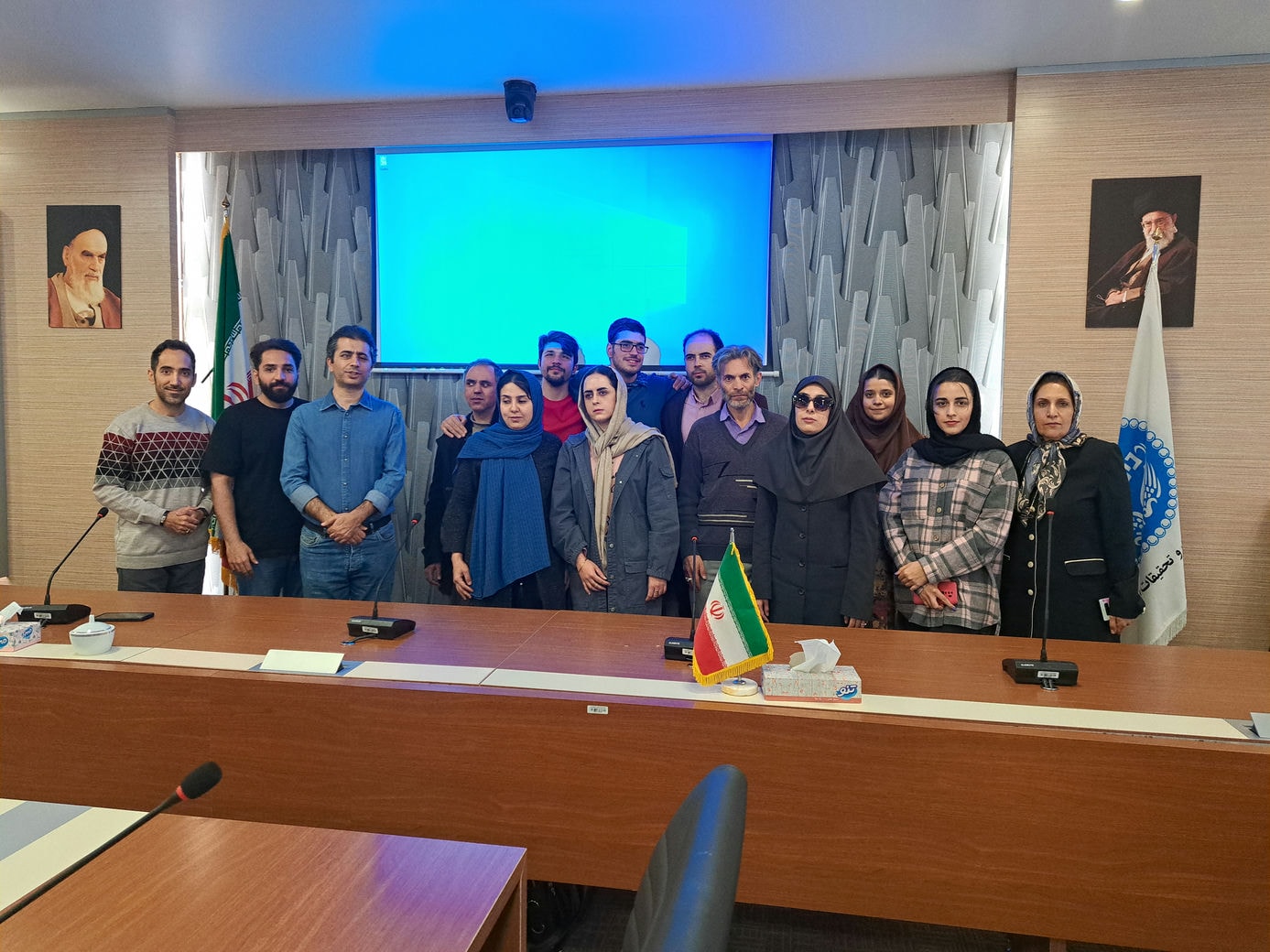 برگزاری نشست «کار‌آفرینی و مشاغل نوین افراد نابینا و کم بینا با استفاده از ظرفیت‌ فناوری اطلاعات» در دانشگاه تهران